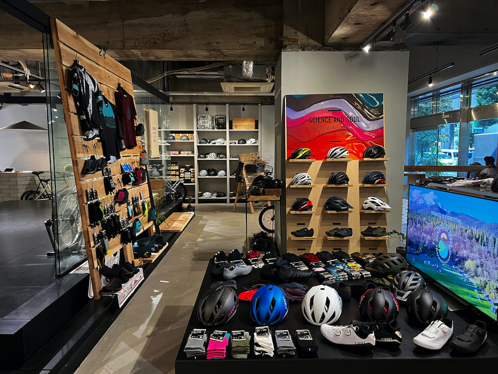 Giro Studio Tokyoホームページお引越しのお知らせ GIRO CYCLING ジロ サイクリング[日本公式サイト]