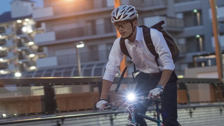2023年最新 通勤ヘルメットの選び方。 | GIRO CYCLING | ジロ