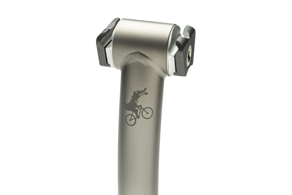 MOOTS CINCH POSTシンチポスト - MOOTS ムーツ公式サイト MOOTS CINCH POSTシンチポスト - MOOTS ムーツ公式サイト