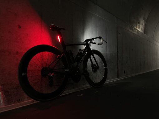 ロードバイクに最適な最強LEDリアライトの条件は？