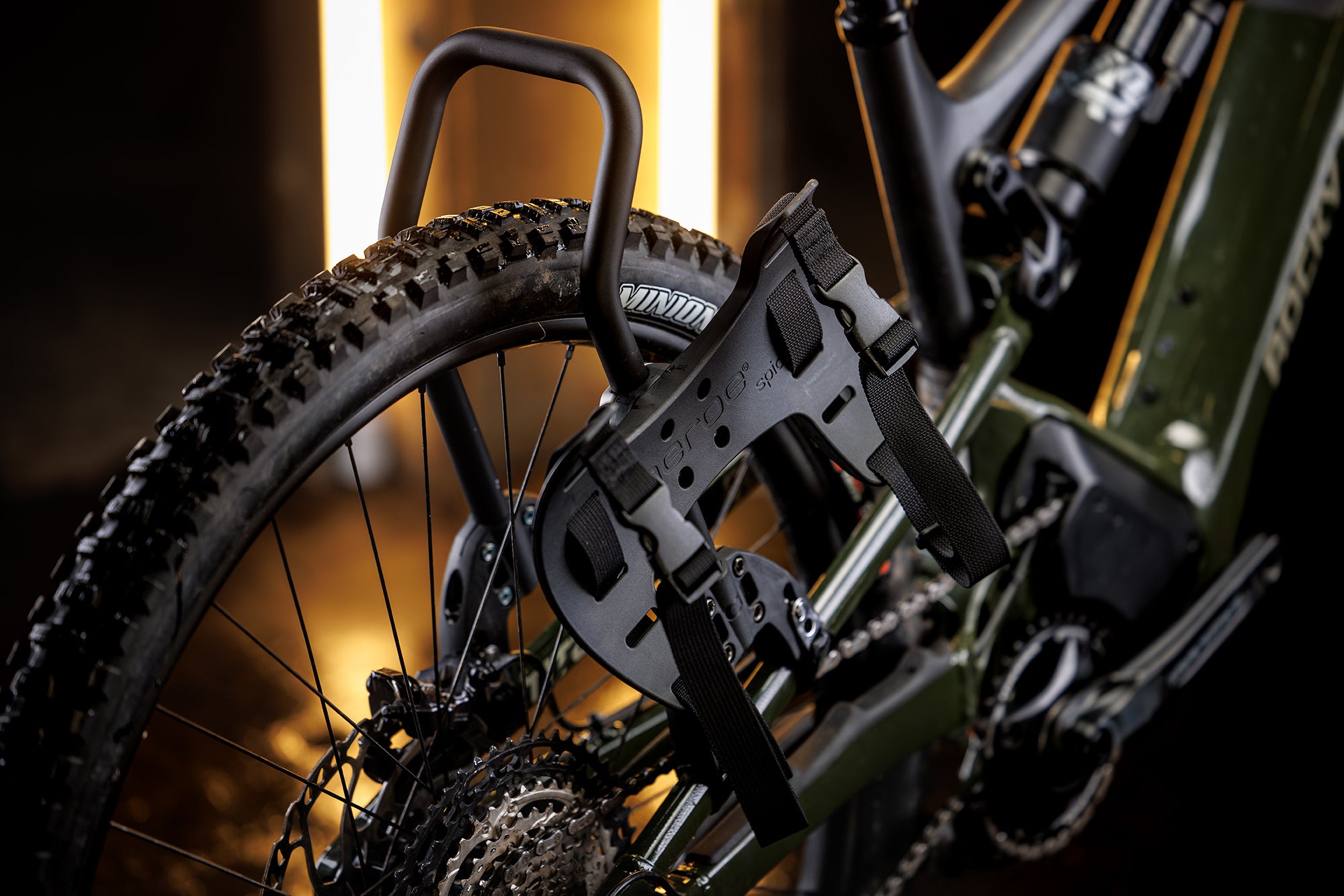 aeroe-spider-rear-rack-cradles_76383d8b-549b-442a-9f50-2e23113c4ca7_2000x