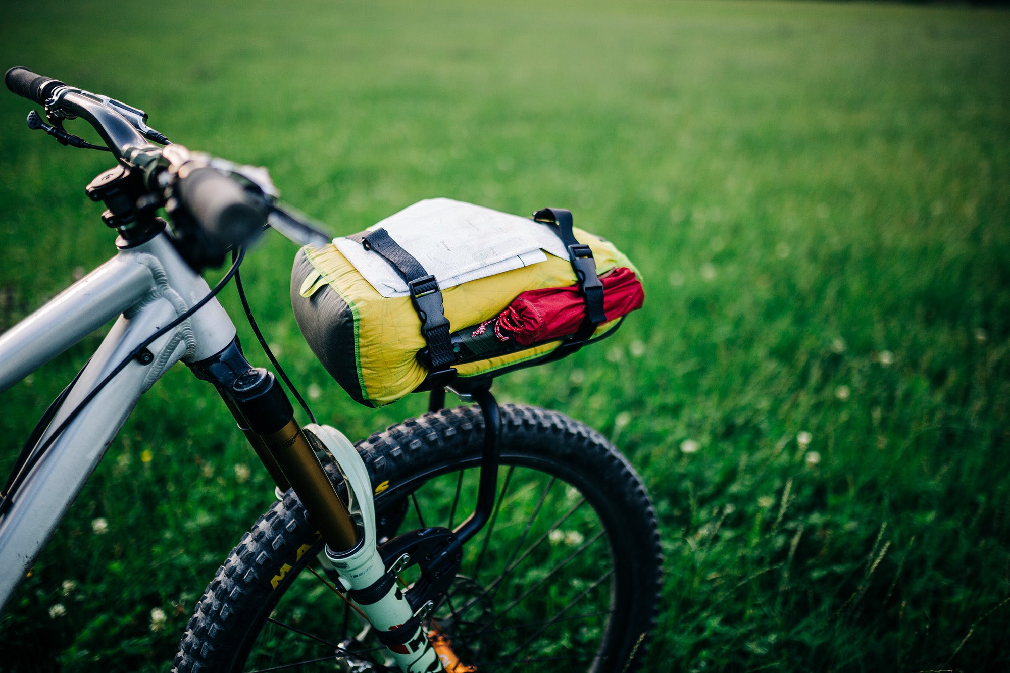 aeroe_front_rack_off_road_MTB_bikepacking_2000x