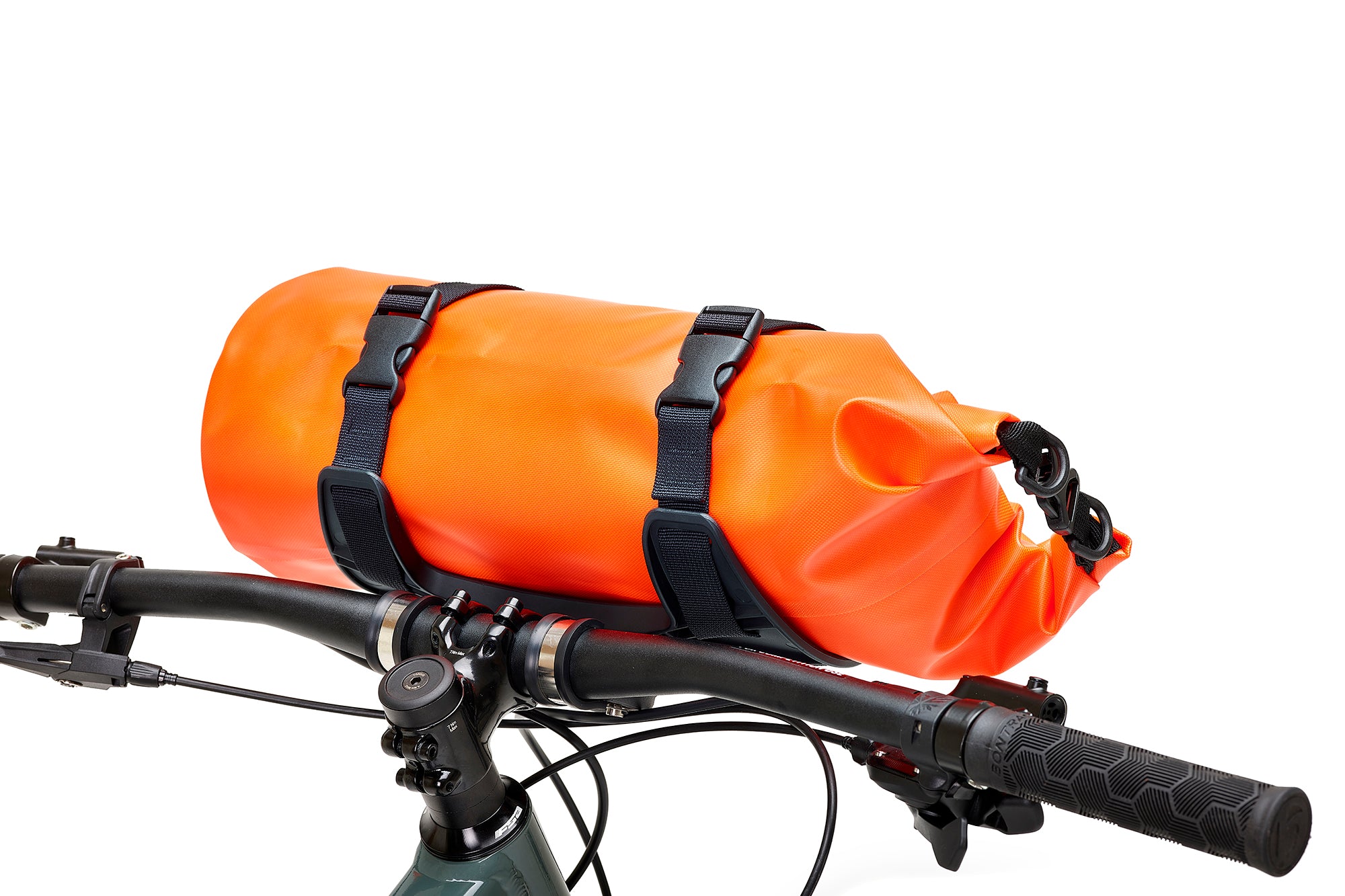 handlebar-cradle_dry-bags-orange_2000x